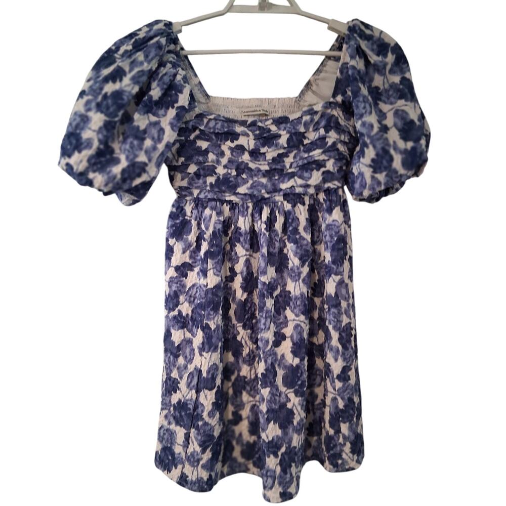 Abercrombie & Fitch dress Small Emerson mini blue floral puff sleeve